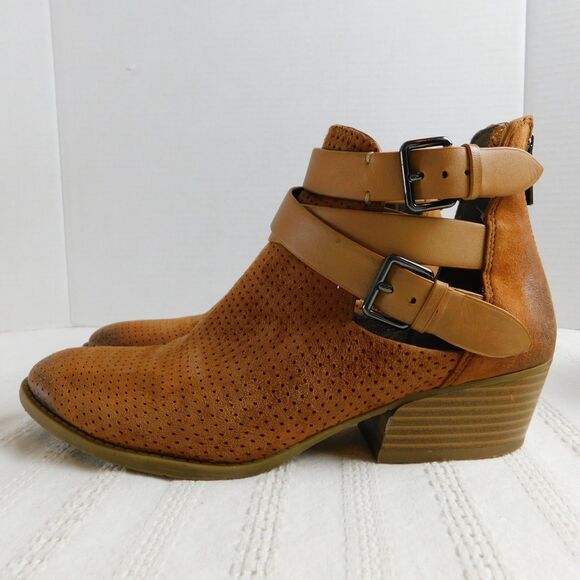 Kenneth Cole Reaction Raw Luck Women’s Suede Ankle Boots 7.5 Rear Zip Toffee EUC - Picture 3 of 12